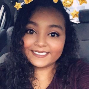 Meet your Posher, Isabel